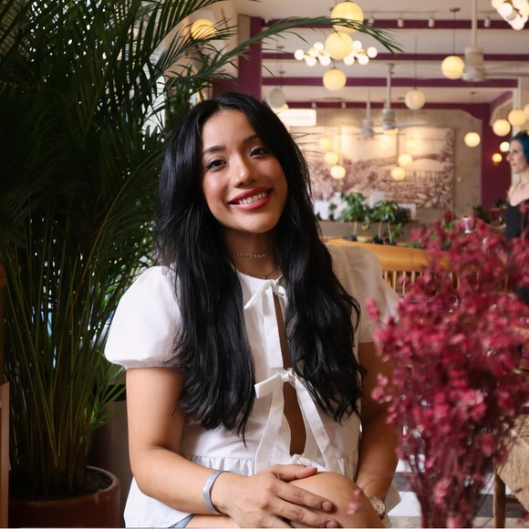 Meet your Posher, Olga - Picture 1 of 1